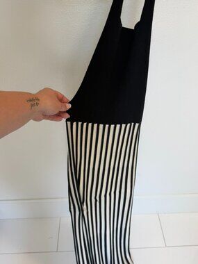 Runway Scout Costa Knit Maxi Dress